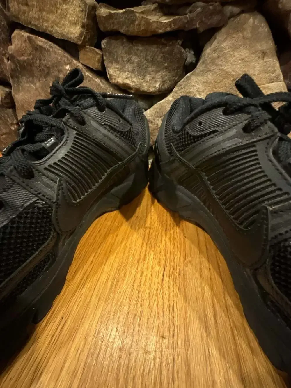 Nike Zoom Vomero 5 Triple Black Sneakers